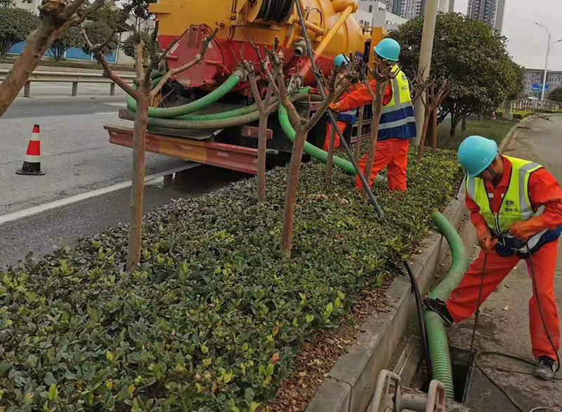 运粮湖管理区市政管道清淤